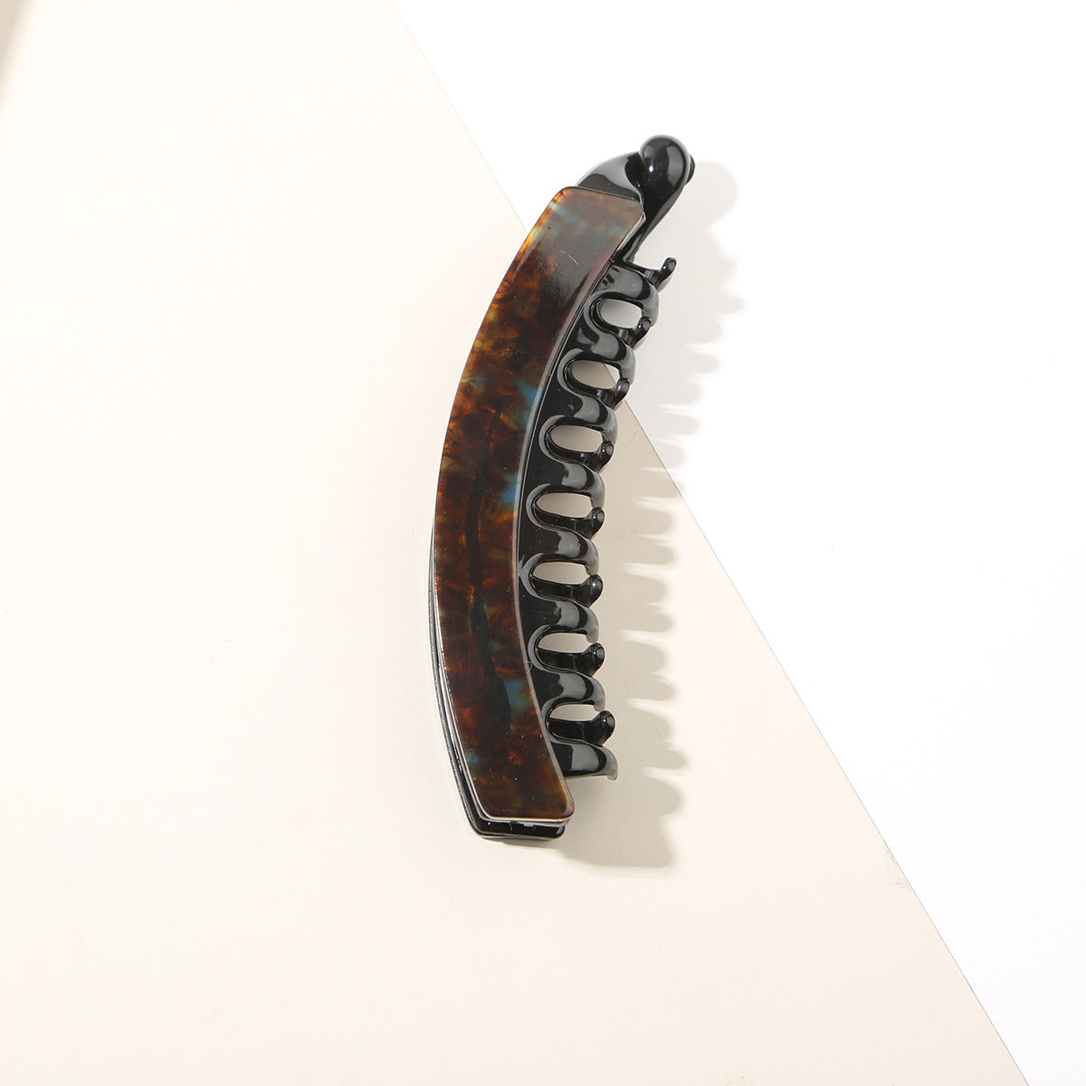 Liya Muz Toka (Kemik)